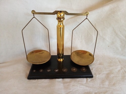 Trébuchet table avec ses - de,